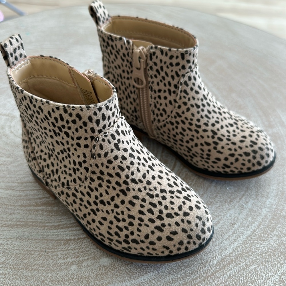Toddler Chelsea boot size 6